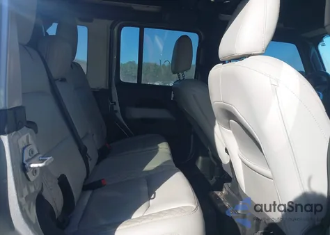 2021 Jeep Wrangler Unlimited High Altitude 4X4 z USA, uszkodzony, nr VIN 1C4HJXEM6MW728249